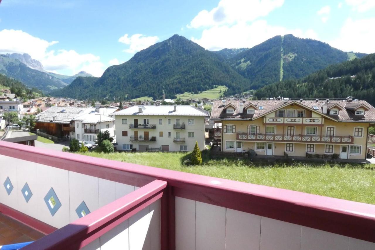 Apartament Casa Azzurra Pozza di Fassa Zewnętrze zdjęcie