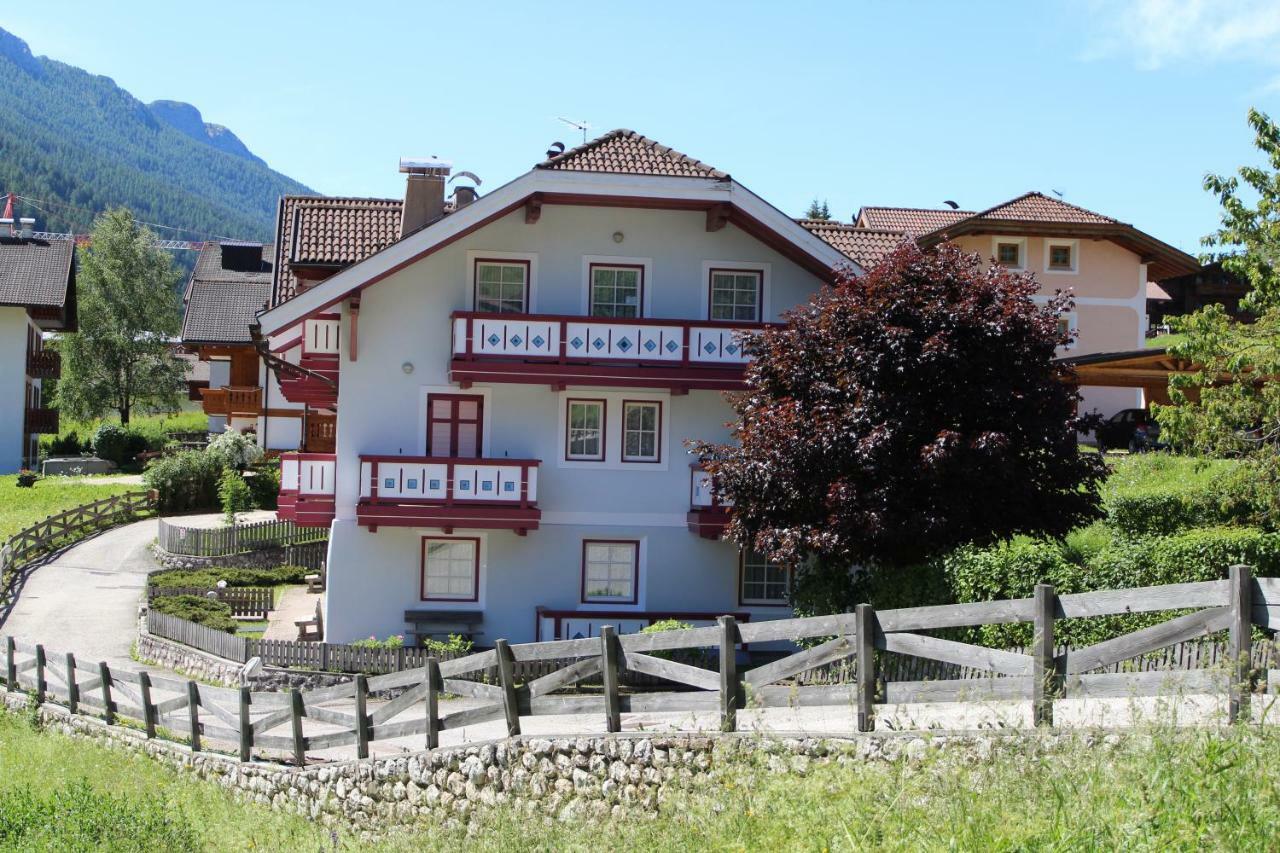 Apartament Casa Azzurra Pozza di Fassa Zewnętrze zdjęcie